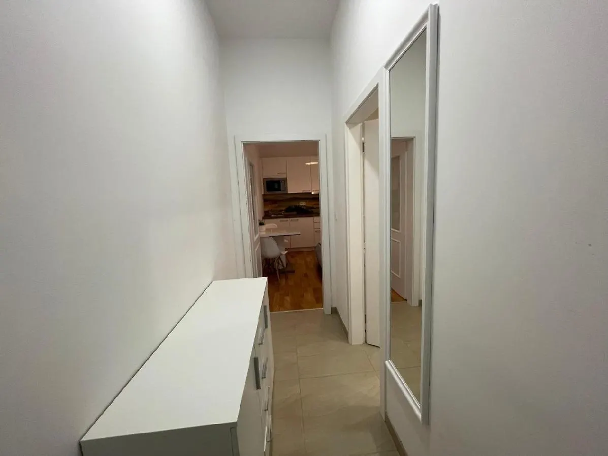 Washingtonova Apartment 3 프라하